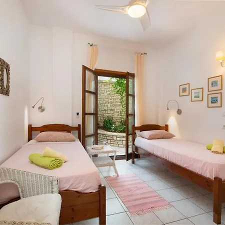 Holiday home Bougainvillea *