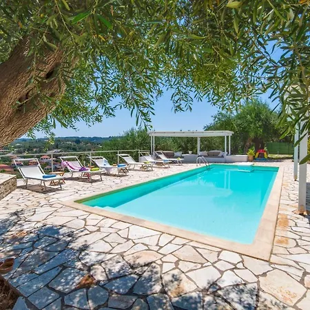 Bougainvillea Holiday home *