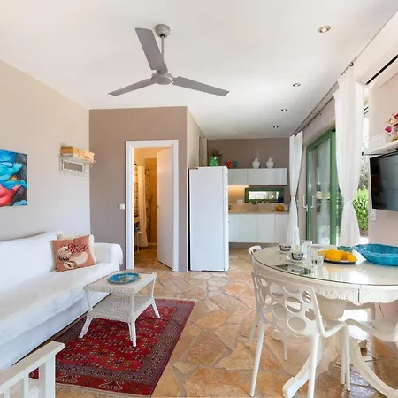 Bougainvillea Holiday home Gaios